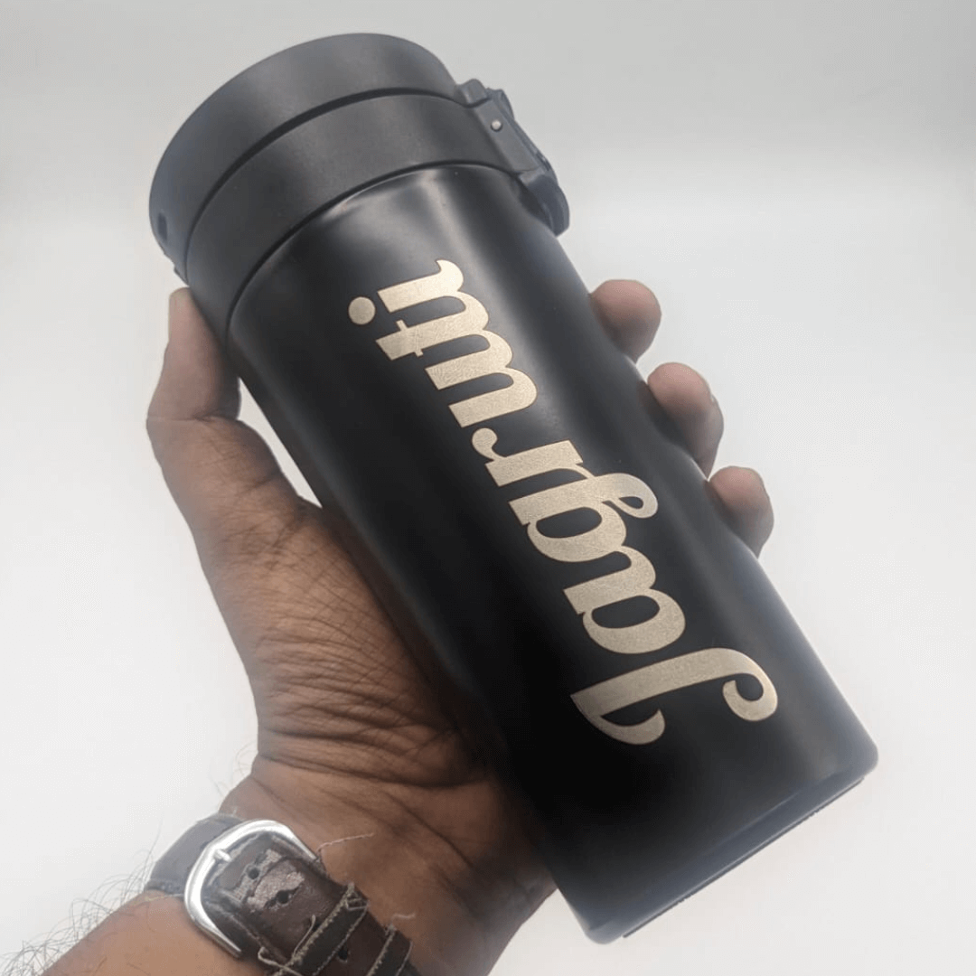 Are you someone who likes to stay hydrated and keep your favorite drinks refreshingly cold? Look no further than the Travel Flask Sipper Travel Mug from Gift Suvidha